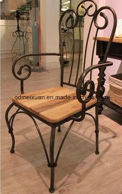 Amerikanischer kreativer Stuhl aus echtem Holz, Stuhl für Hotelcafé, Esszimmerstuhl aus Schmiedeeisen, Freizeitstuhl zur Wiederherstellung alter Methoden, Armlehne (M-X3343)